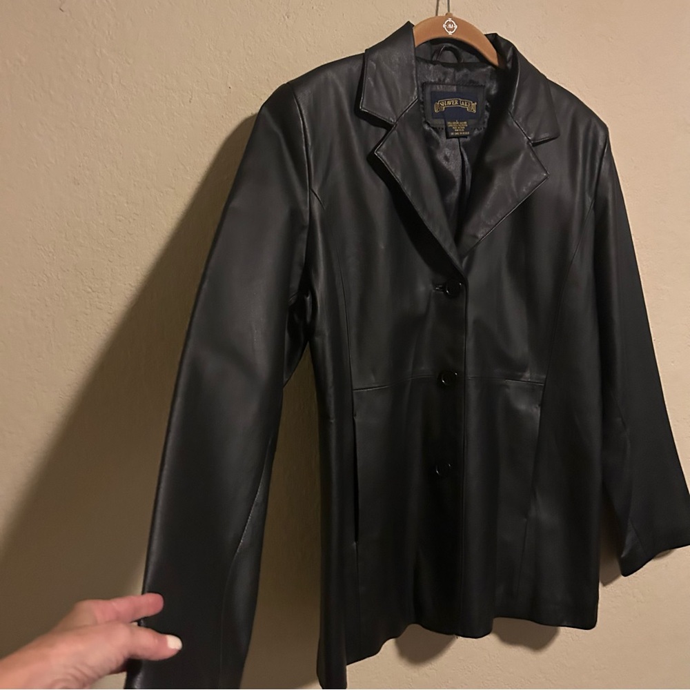 Elegant Black Leather Jacket for Women
